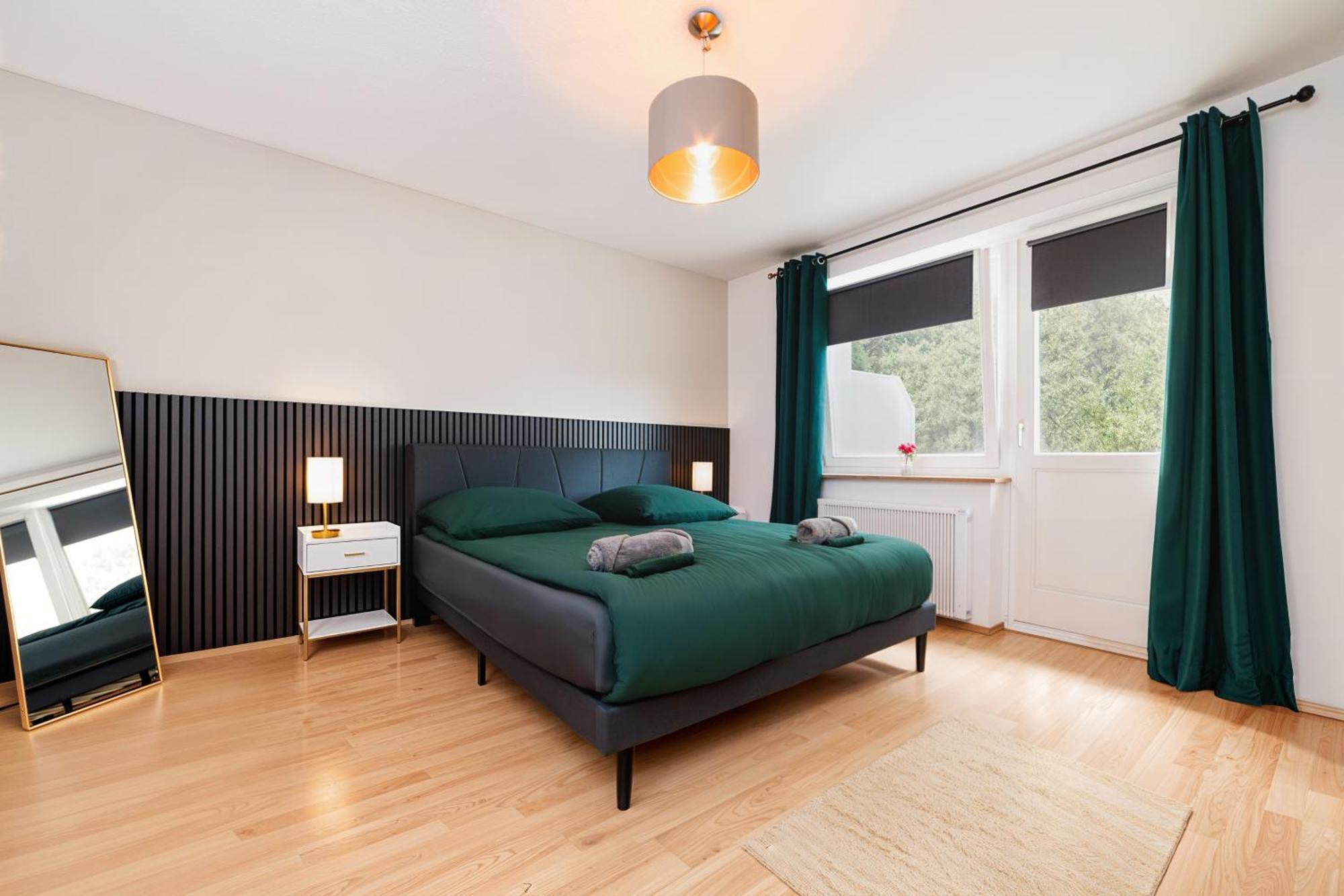 Smart Home - Essen - Perfect For 5 Guests! Central - Balcony - Netflix - Free Parking Zone מראה חיצוני תמונה